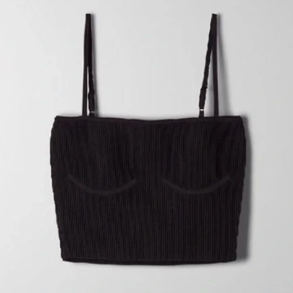 Aritzia Babaton Denzell Top in Black